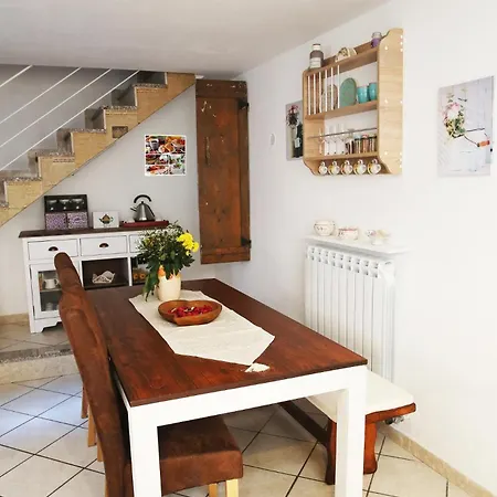 La Mora Selvatica Bed & Breakfast *