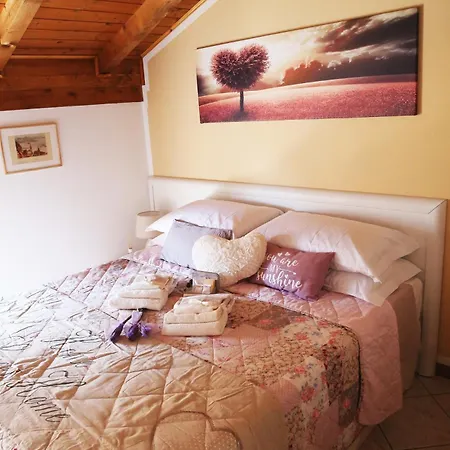 La Mora Selvatica Couette-café Bieno (Piedmont)